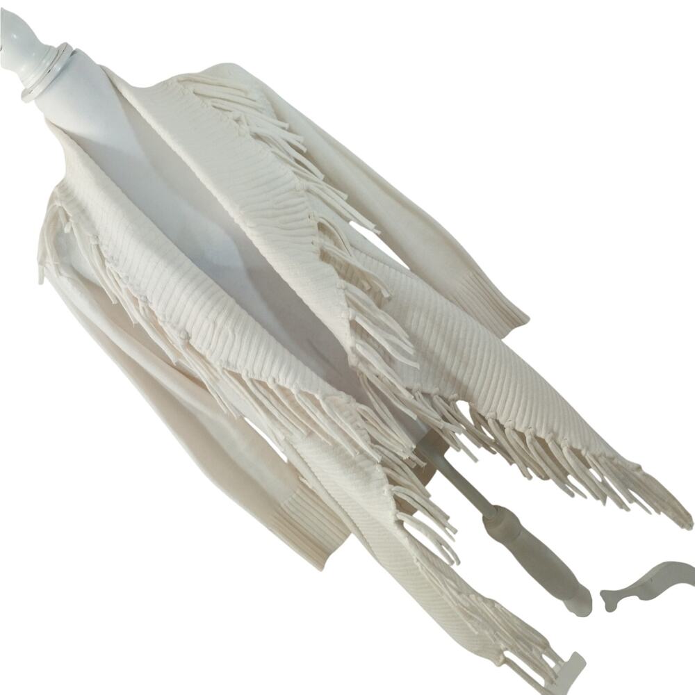 7TH AVENUE! VANILLA CREAM FRINGED, FINELY KNIT, POCKETED CARDIGAN SWEATER! SZ XS